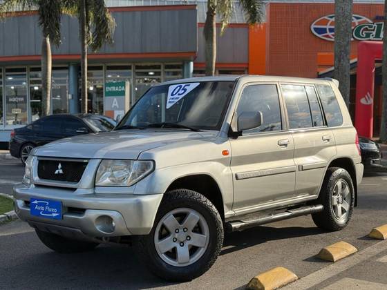 MITSUBISHI PAJERO TR4 2.0 4X4 16V 131CV GASOLINA 4P AUTOMÁTICO MITSUBISHI PAJERO TR4 2.0 4X4 16V 131CV GASOLINA 4P AUTOMÁTICO